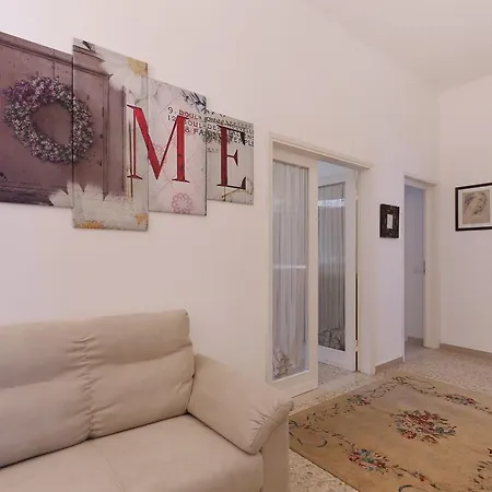 Bed & Breakfast City